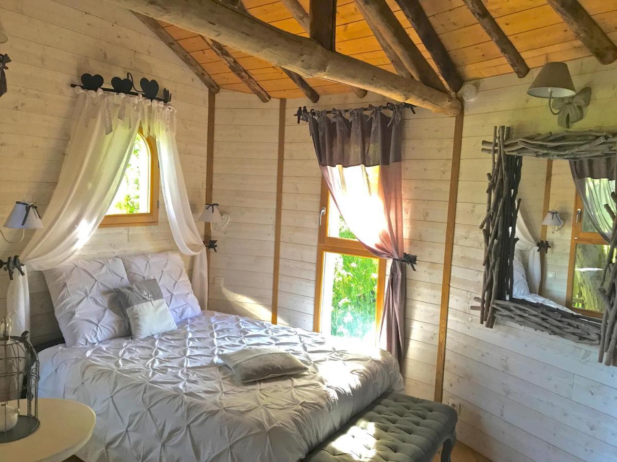 Moulin De Rioupassat Chambres D'Hotes De Charme Rauzan ภายนอก รูปภาพ