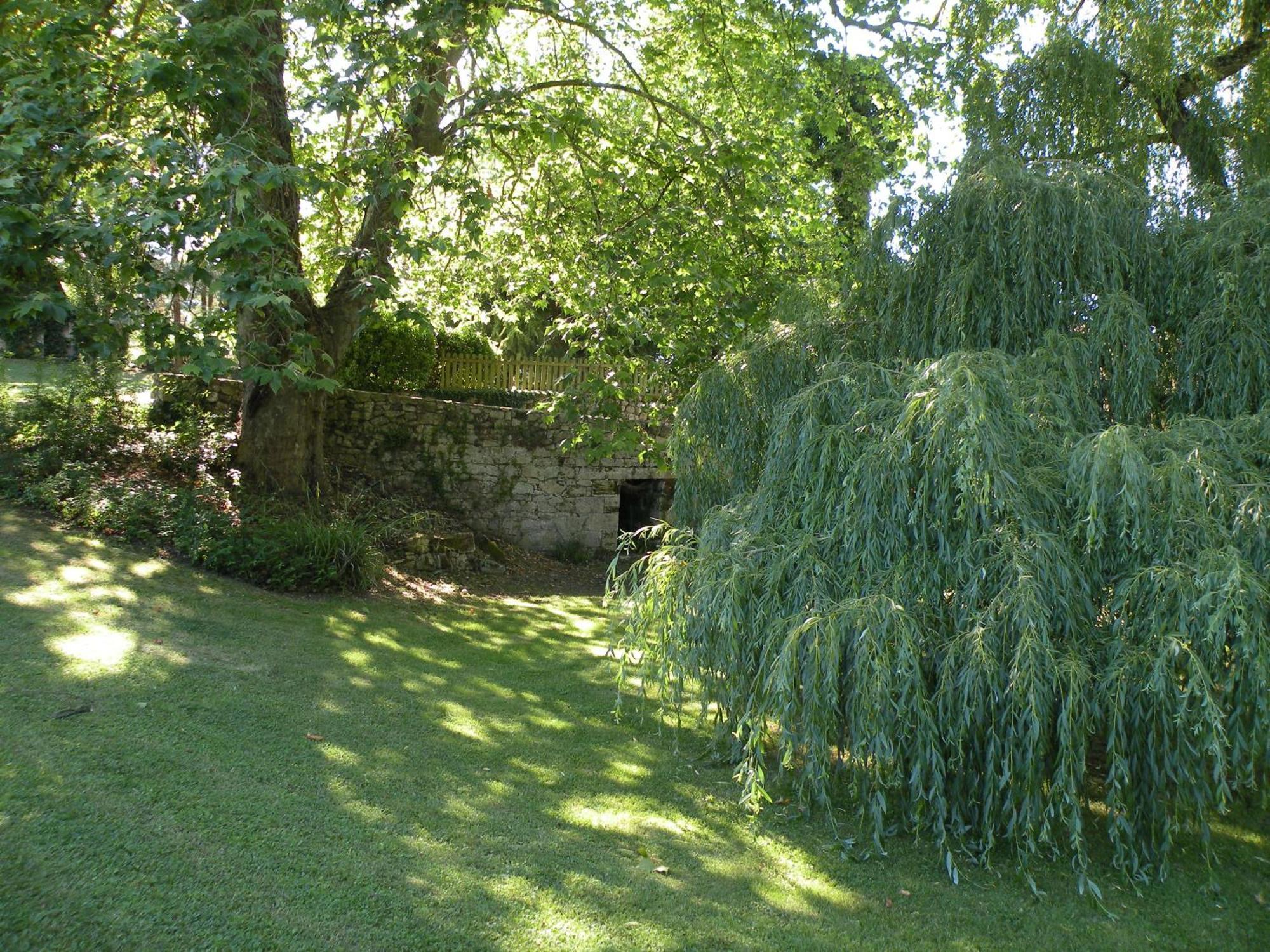 Moulin De Rioupassat Chambres D'Hotes De Charme Rauzan ภายนอก รูปภาพ