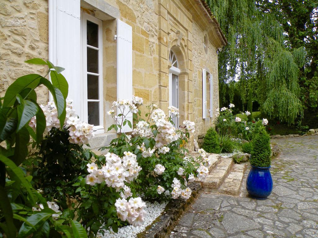 Moulin De Rioupassat Chambres D'Hotes De Charme Rauzan ภายนอก รูปภาพ