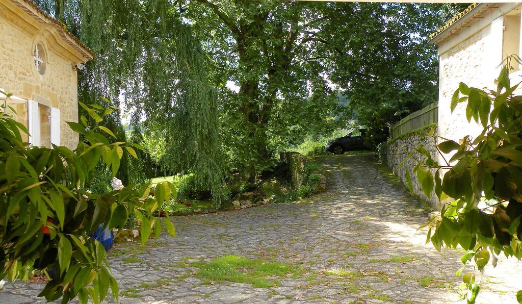 Moulin De Rioupassat Chambres D'Hotes De Charme Rauzan ภายนอก รูปภาพ